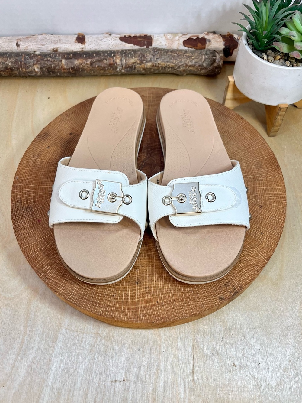 Dr. Scholl's Women's So Original Slide Sandal, Size 7, White